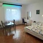 Roomserv Ljubljana