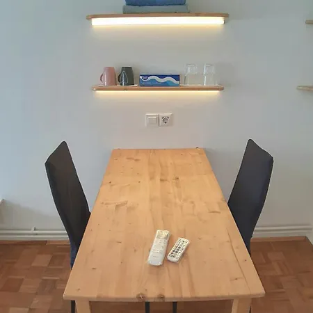 홈스테이 Apartma Soncek *