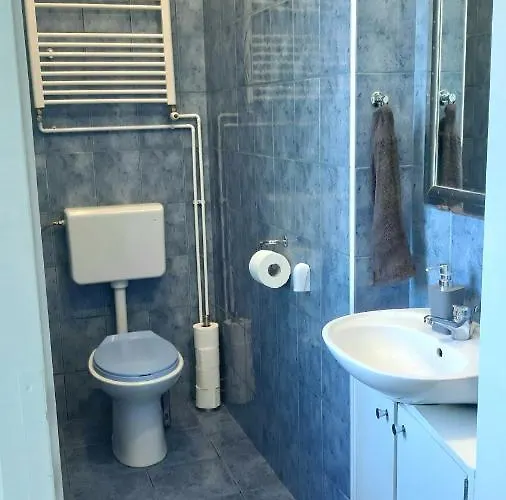 Roomserv Homestay szállás